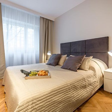 P&O Apartments Emilii Plater Varşova Oda fotoğraf