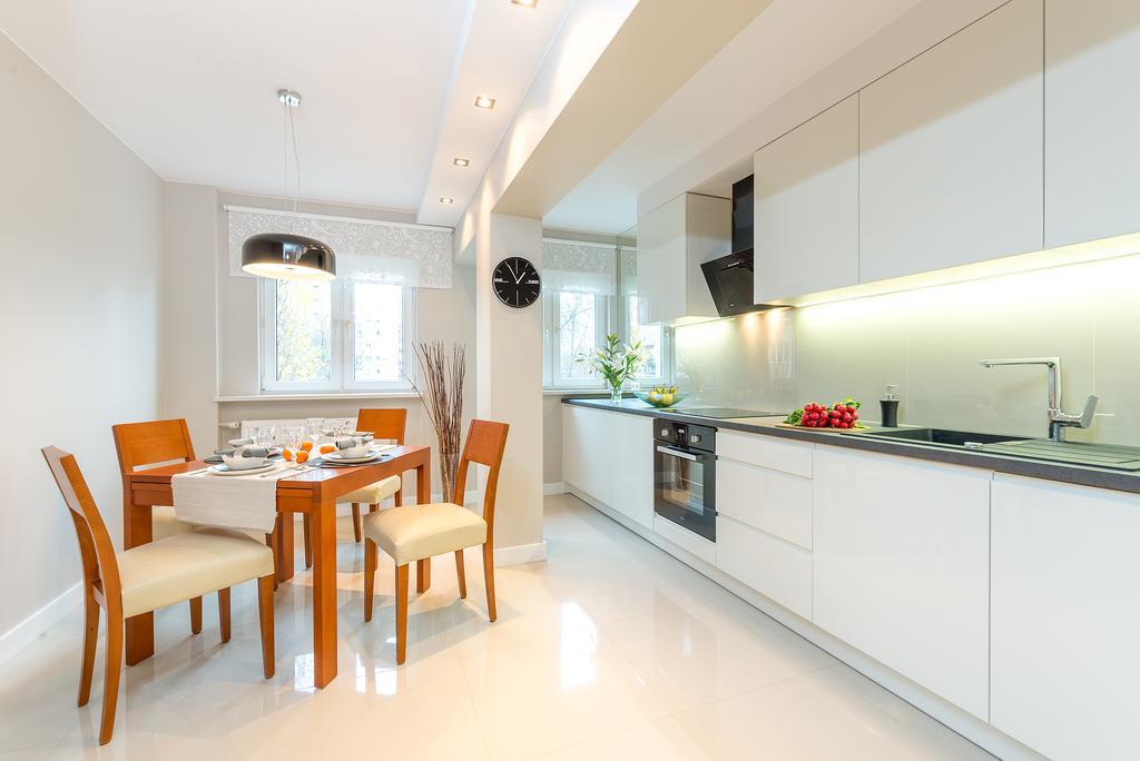 P&O Apartments Emilii Plater Varşova Oda fotoğraf