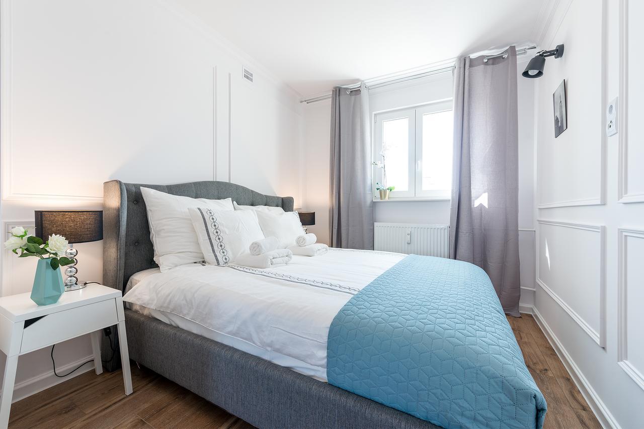 P&O Apartments Emilii Plater Varşova Dış mekan fotoğraf