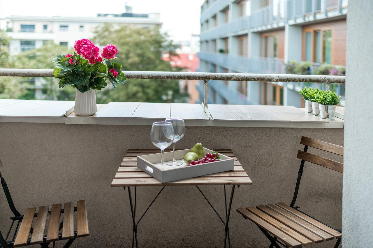 P&O Apartments Emilii Plater Varşova Dış mekan fotoğraf